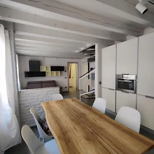  Appartamento Palazzo Degli Artisti